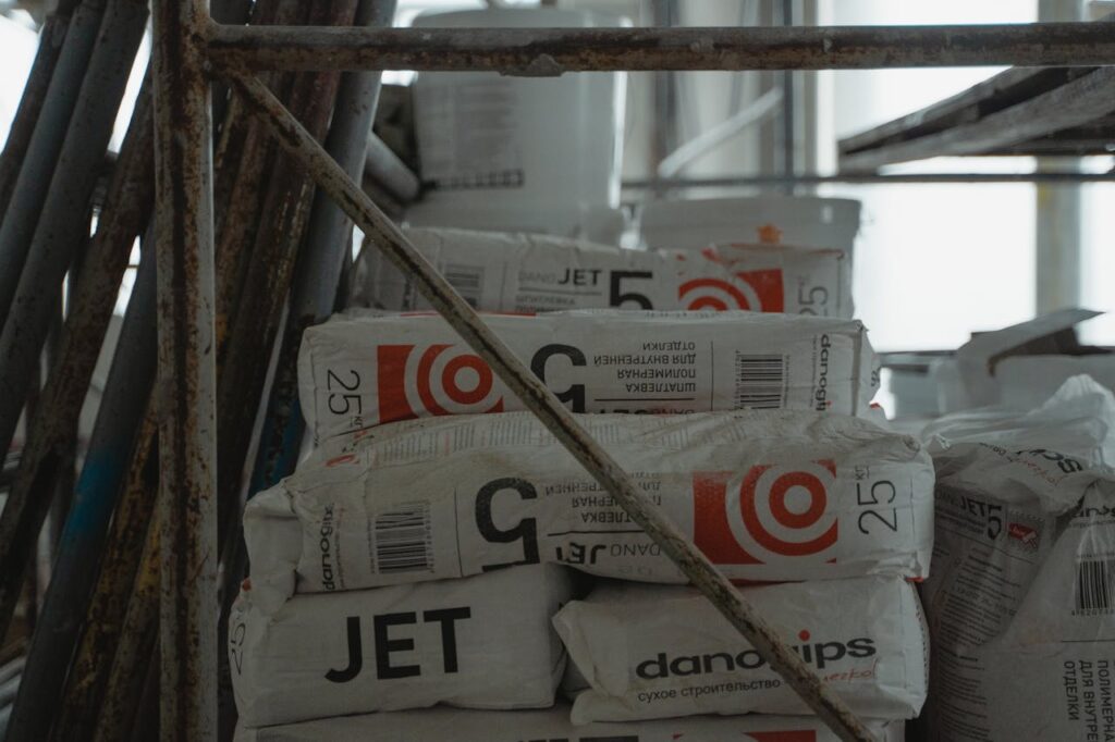 Cement pallets secured with Gundle stretch hood film