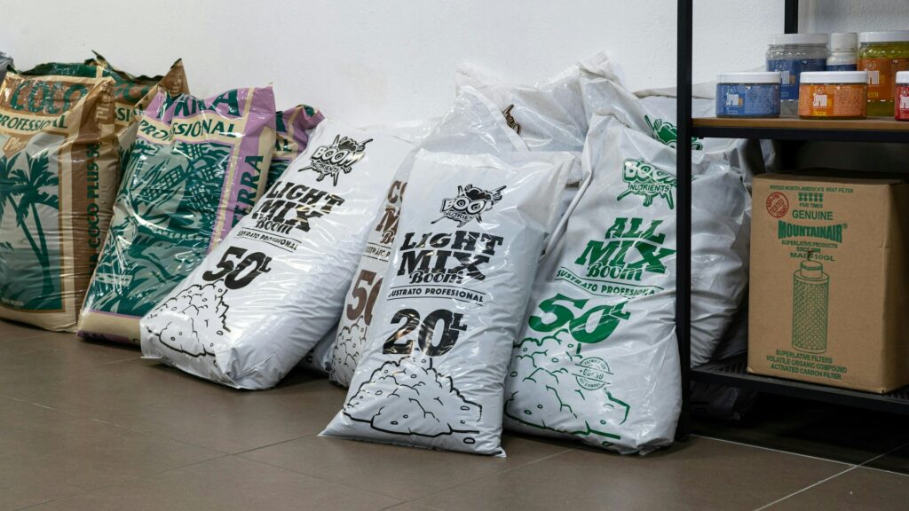 Gundle FFS film bagging chemical granules